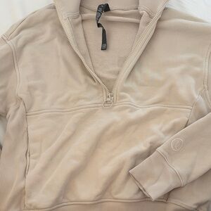 Vuori Women's Beige V-Neck Sweater